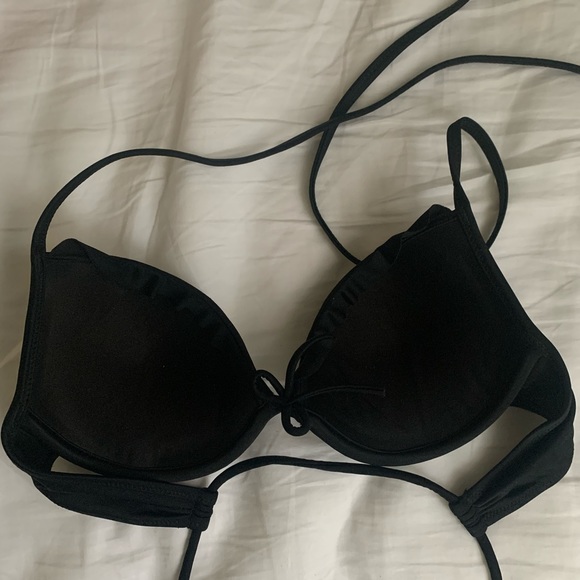 Victoria’s Secret Halter Bikini *GONE* - Picture 2 of 2